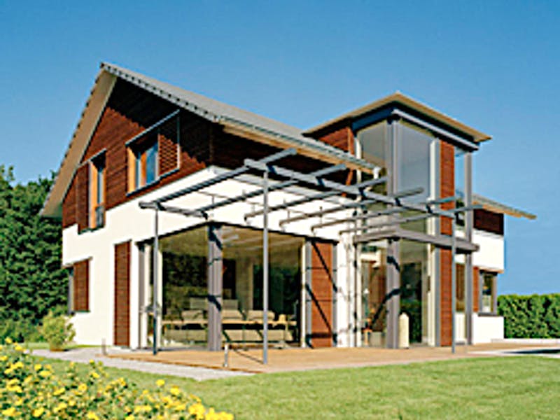 Fertighaus mit Mixfassade Putz Holz von Frammelsberger