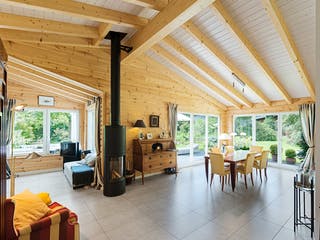 Blockhaus An der Sülz von Fullwood Wohnblockhaus Ausbauhaus ab 230000€, Bungalow Innenansicht 3