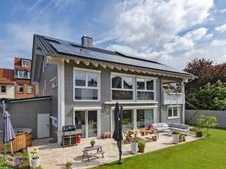 Blockhaus Heidelberg von Fullwood Wohnblockhaus Ausbauhaus ab 640000€, Blockhaus Außenansicht 2