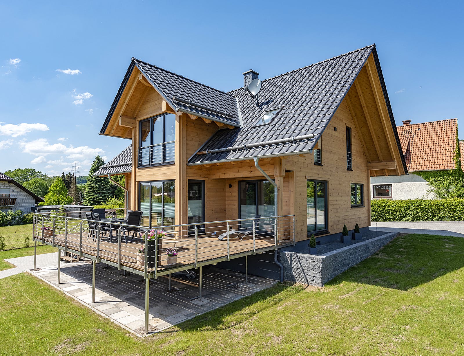 Blockhaus Köterbergblick von Fullwood Wohnblockhaus Ausbauhaus ab 190000€, Blockhaus Außenansicht 2