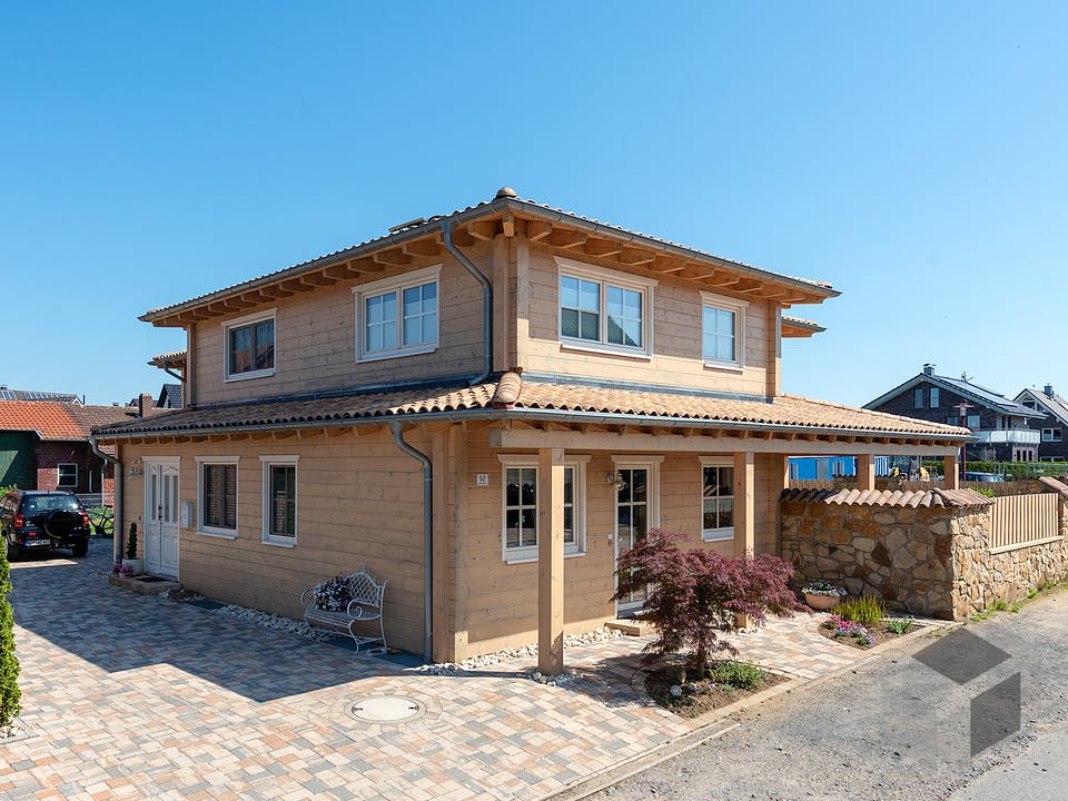Zweifamilienhaus Provence Von Fullwood Wohnblockhaus Fertighaus De