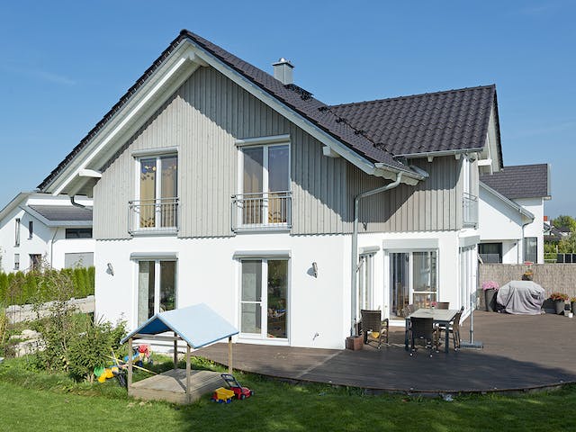Fertighaus SD 140-086 - Einfamilienhaus mit 3. Giebel von Gapp Holzbau Schlüsselfertig ab 384000€, Außenansicht 4