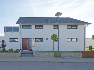 Fertighaus SD 196-057 - Großzügiges Wohnhaus mit Wintergarten von Gapp Holzbau Schlüsselfertig ab 576000€, Außenansicht 2