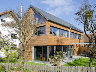 Fertighaus SD 200-118 - Landhaus für schmale Grundstücke von Gapp Holzbau Schlüsselfertig ab 624000€, Außenansicht 1