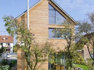 Fertighaus SD 200-118 - Landhaus für schmale Grundstücke von Gapp Holzbau Schlüsselfertig ab 624000€, Außenansicht 4