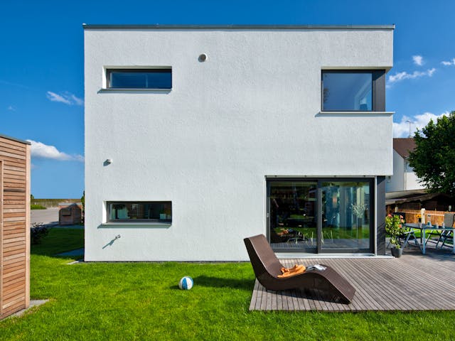 Fertighaus Germering von Regnauer Hausbau Schlüsselfertig ab 299545€, Cubushaus Außenansicht 3