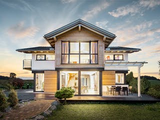 Fertighaus GRIFFNER CLASSIC Haid von Griffnerhaus, Satteldach-Klassiker Außenansicht 1