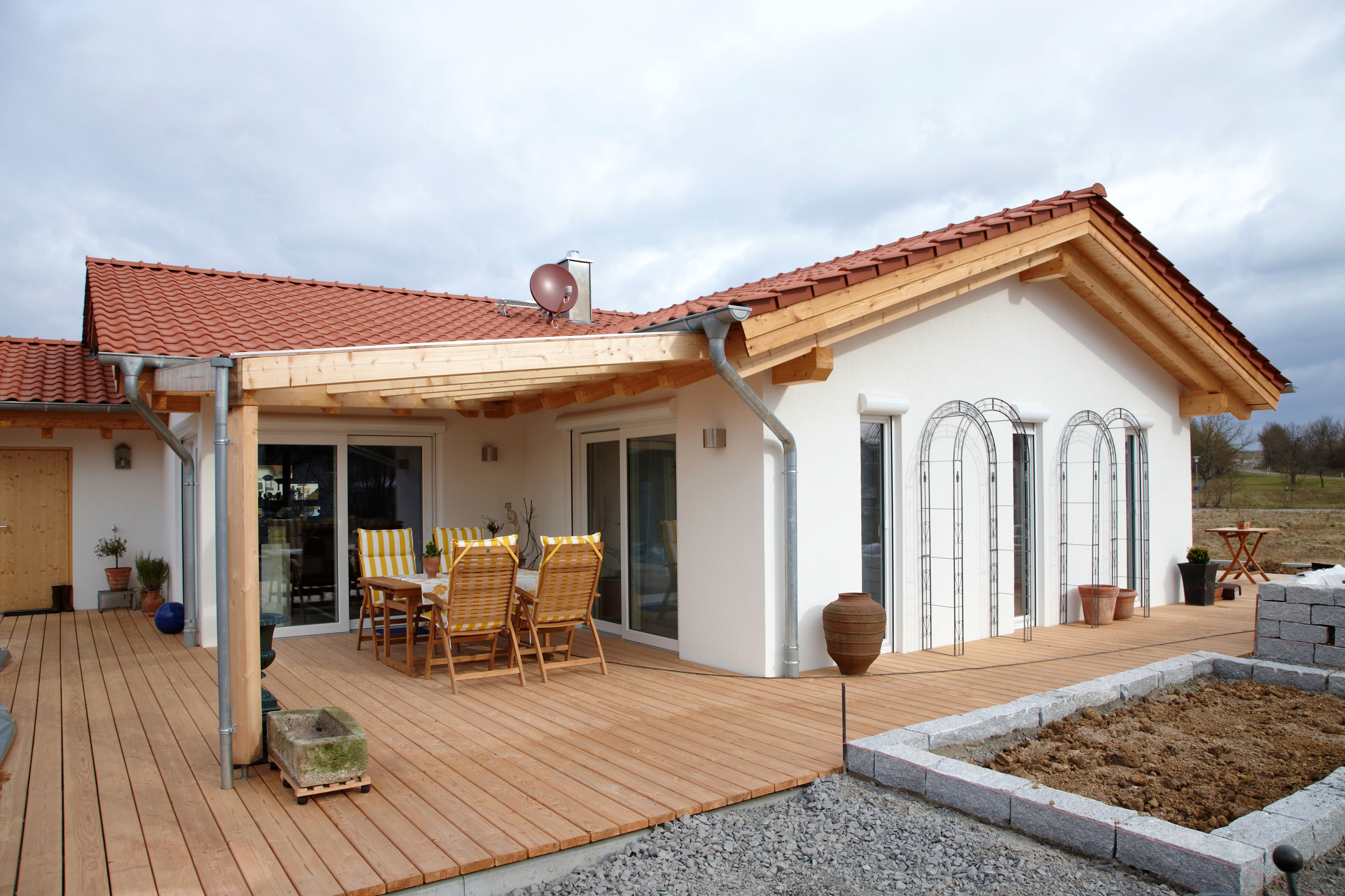 Blockhaus Grombach von Rems-Murr-Holzhaus Schlüsselfertig ab 477000€, Bungalow Außenansicht 1