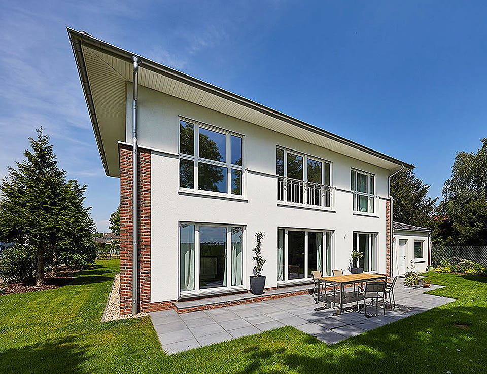 Fertighaus Rheinfeld von GUSSEK HAUS Schlüsselfertig ab 599700€, Stadtvilla Außenansicht 1