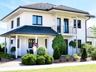 Fertighaus Grande 138 von Haas Fertigbau Österreich Ausbauhaus ab 240600€, Stadtvilla Außenansicht 1