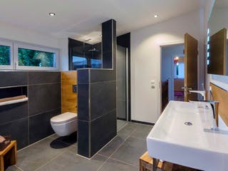 Fertighaus Haas S 140 D von Haas Fertigbau Schlüsselfertig ab 282000€, Pultdachhaus Innenansicht 5