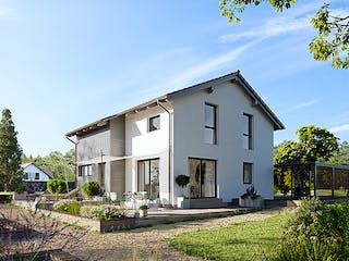 Fertighaus Variant 25-135 von Hanse Haus Schlüsselfertig ab 384377€, Satteldach-Klassiker Außenansicht 1