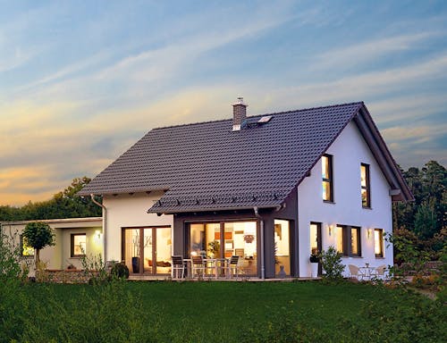 Fertighaus Variant 35-160 von Hanse Haus Schlüsselfertig ab 415411€, Satteldach-Klassiker Außenansicht 1