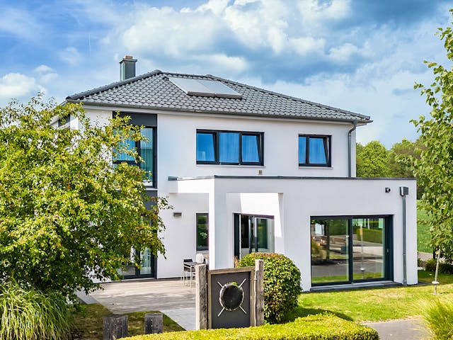 Fertighaus Villa 165 von Hanse Haus Schlüsselfertig ab 424760€, Stadtvilla Außenansicht 1