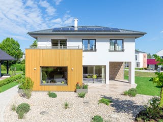 Fertighaus Ambition 157 W von HARTL HAUS Schlüsselfertig ab 541660€, Stadtvilla Außenansicht 1 Fertighaus Ambition 157 W von HARTL HAUS Schlüsselfertig ab 541660€, Stadtvilla Außenansicht 1