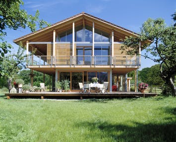 Haus mit Terrasse