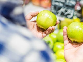 Zwei gleichwertige Dinge vergleichen