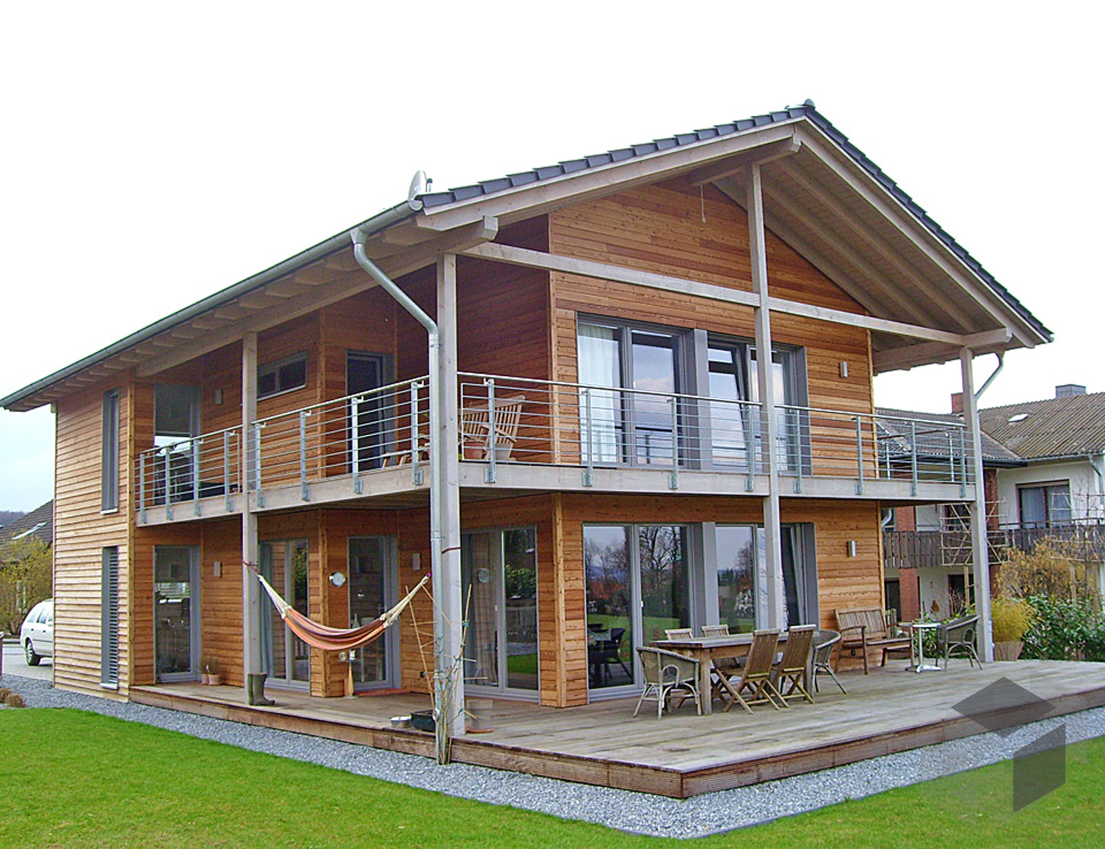 Einfamilienhaus Holzhaus mit architektonischem Kunstgriff