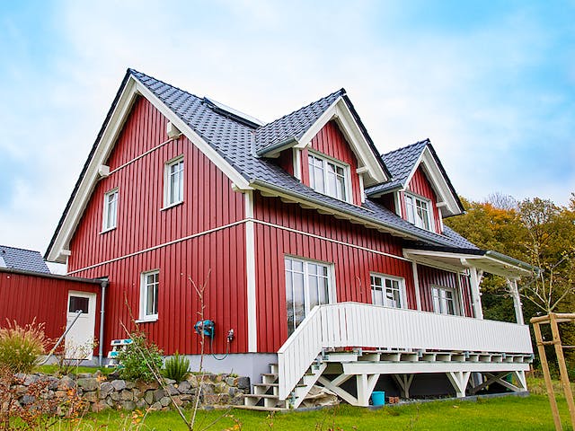 Fertighaus Rotes Schwedenhaus in Ostercappeln von Hausbau Heggemann Schlüsselfertig ab 410000€, Außenansicht 1