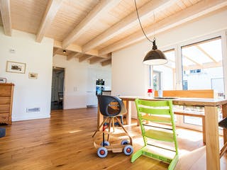 Fertighaus Sonnenhaus in Osnabrück von Hausbau Heggemann Schlüsselfertig ab 500000€, Satteldach-Klassiker Innenansicht 2