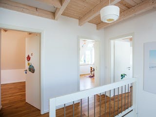 Fertighaus Sonnenhaus in Osnabrück von Hausbau Heggemann Schlüsselfertig ab 500000€, Satteldach-Klassiker Innenansicht 5