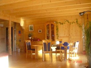 Fertighaus Heike von Holzhaus Rosskopf Schlüsselfertig ab 599000€, Blockhaus Innenansicht 1