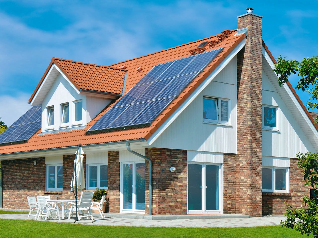 Fertighaus Helsinki von Danhaus Deutschland Schlüsselfertig ab 486718€, Satteldach-Klassiker Außenansicht 1