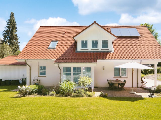 Fertighaus Helsinki von Danhaus Deutschland Schlüsselfertig ab 486718€, Satteldach-Klassiker Außenansicht 3