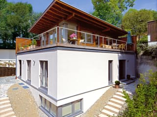 Fertighaus Herrsching von Regnauer Hausbau Schlüsselfertig ab 418235€, Pultdachhaus Außenansicht 2