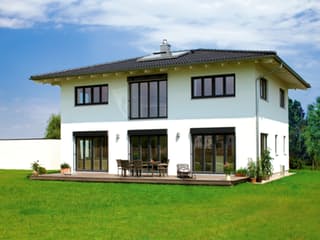 Fertighaus Hochburg von Regnauer Hausbau Schlüsselfertig ab 354660€, Stadtvilla Außenansicht 1