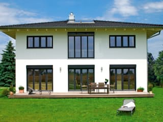Fertighaus Hochburg von Regnauer Hausbau Schlüsselfertig ab 354660€, Stadtvilla Außenansicht 5