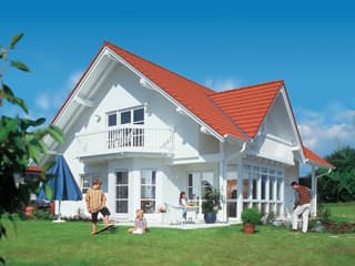 Fertighaus Hohenlohe family von Keitel-Haus, Satteldach-Klassiker Außenansicht 1