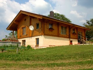 Blockhaus Hohenstaufen von Rems-Murr-Holzhaus Schlüsselfertig ab 257131€, Blockhaus Außenansicht 1