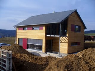 Fertighaus Hohstein von Holzhaus Roßkopf Schlüsselfertig ab 249000€, Satteldach-Klassiker Außenansicht 5