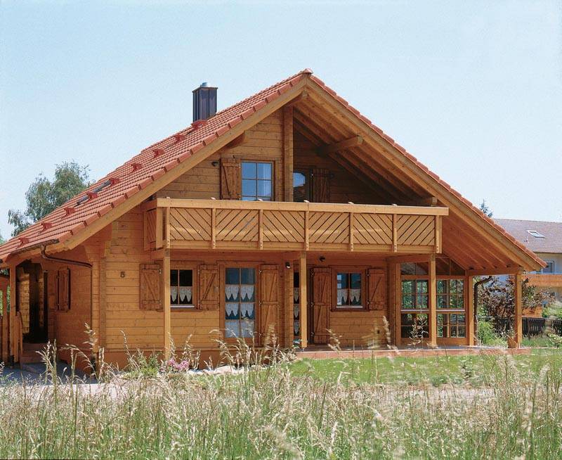 Blockhaus B162 Sutter von Frammelsberger R. Ingenieur-Holzbau, Blockhaus Außenansicht 1