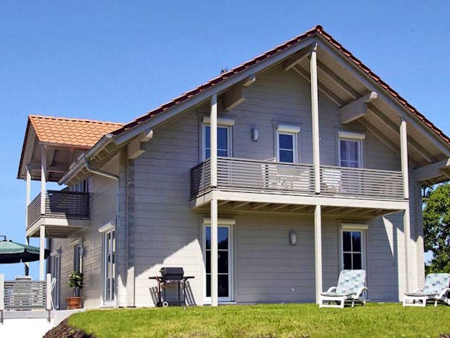 Blockhaus B167 von Frammelsberger R. Ingenieur-Holzbau, Blockhaus Außenansicht 4