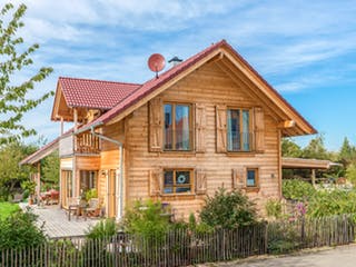 Blockhaus B155 Krank von Frammelsberger R. Ingenieur-Holzbau, Blockhaus Außenansicht 1