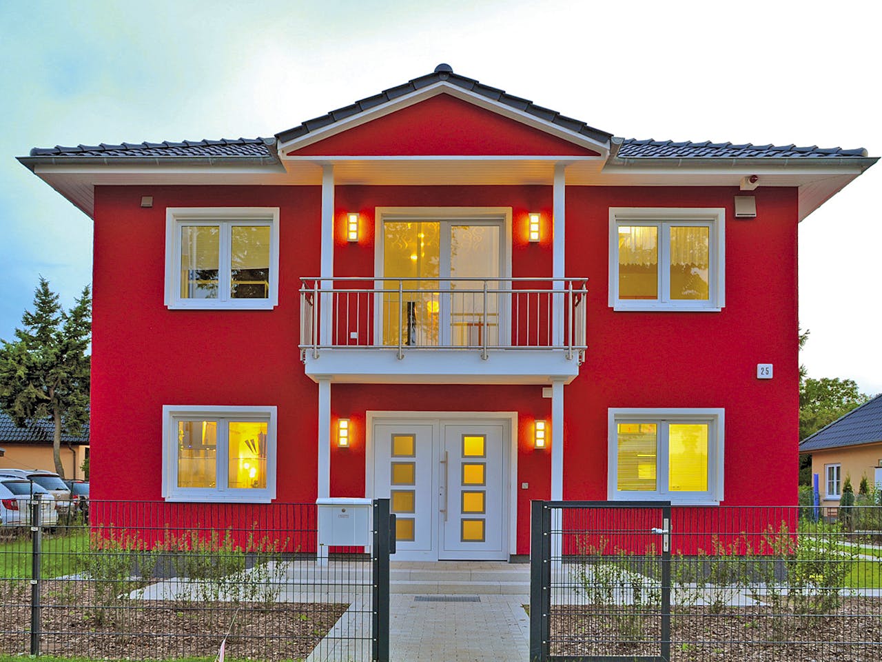 Massivhaus VarioCity 172 von HSE Massivhaus Schlüsselfertig ab 357140€, Stadtvilla Außenansicht 1