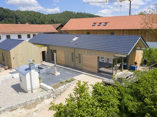 Fertighaus Alpenblick von Huber Holzbau, Satteldach-Klassiker Außenansicht 3