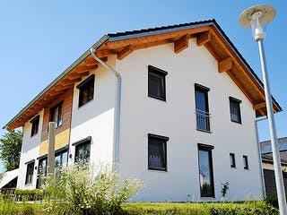 Fertighaus Himmelreich von Huber Holzbau, Satteldach-Klassiker Außenansicht 4