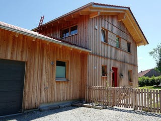 Fertighaus Holzland von Huber Holzbau, Außenansicht 1