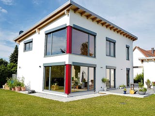 Fertighaus Roteck von Huber Holzbau, Pultdachhaus Außenansicht 4