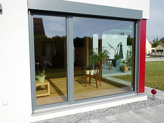 Fertighaus Roteck von Huber Holzbau, Pultdachhaus Außenansicht 9