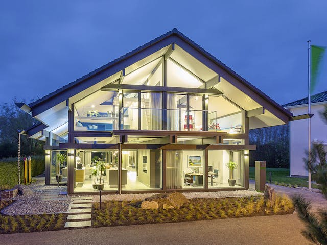 Fertighaus HUF Haus ART 4 Beispiel 6 von HUF HAUS, Fachwerk Außenansicht 1