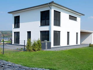 Fertighaus Raufenschlag von Hunoldhaus, Stadtvilla Außenansicht 3