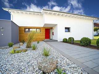 Fertighaus Wurzelbergfarmde von Hunoldhaus, Pultdachhaus Außenansicht 2