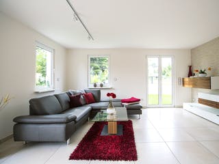 Massivhaus ICON 4.01 von Dennert Massivhaus Schlüsselfertig ab 180334€, Satteldach-Klassiker Innenansicht 1