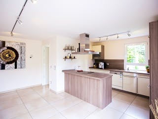 Massivhaus ICON 4.01 von Dennert Massivhaus Schlüsselfertig ab 180334€, Satteldach-Klassiker Innenansicht 7