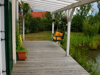 Fertighaus Igling von Holzhaus Rosskopf Schlüsselfertig ab 479000€, Satteldach-Klassiker Außenansicht 6