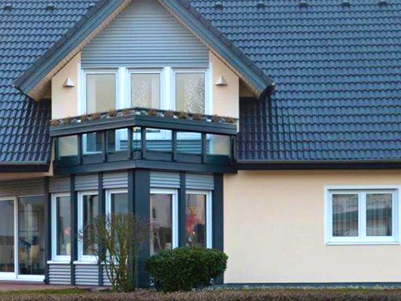 Fertighaus EVOLUTION Michelstadt von Bien-Zenker, Außenansicht 1